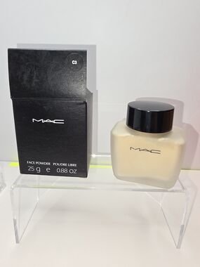 VINTAGE 1990s MAC Cosmetics Loose Face Setting Powder - C3